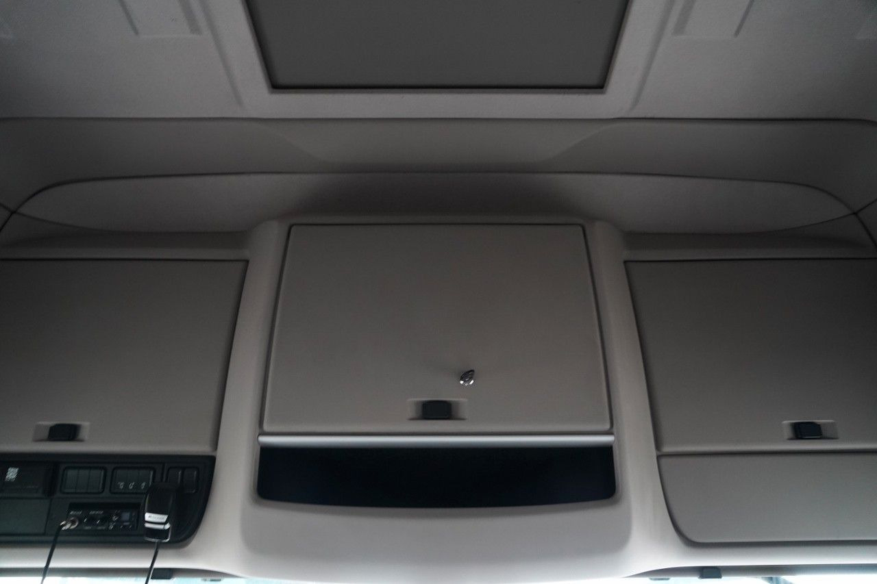 Tegljač DAF XF 480 / SUPER SPACE CAB / 2022 ROK: slika 33 Tegljač DAF XF 480 / SUPER SPACE CAB / 2022 ROK: slika 33