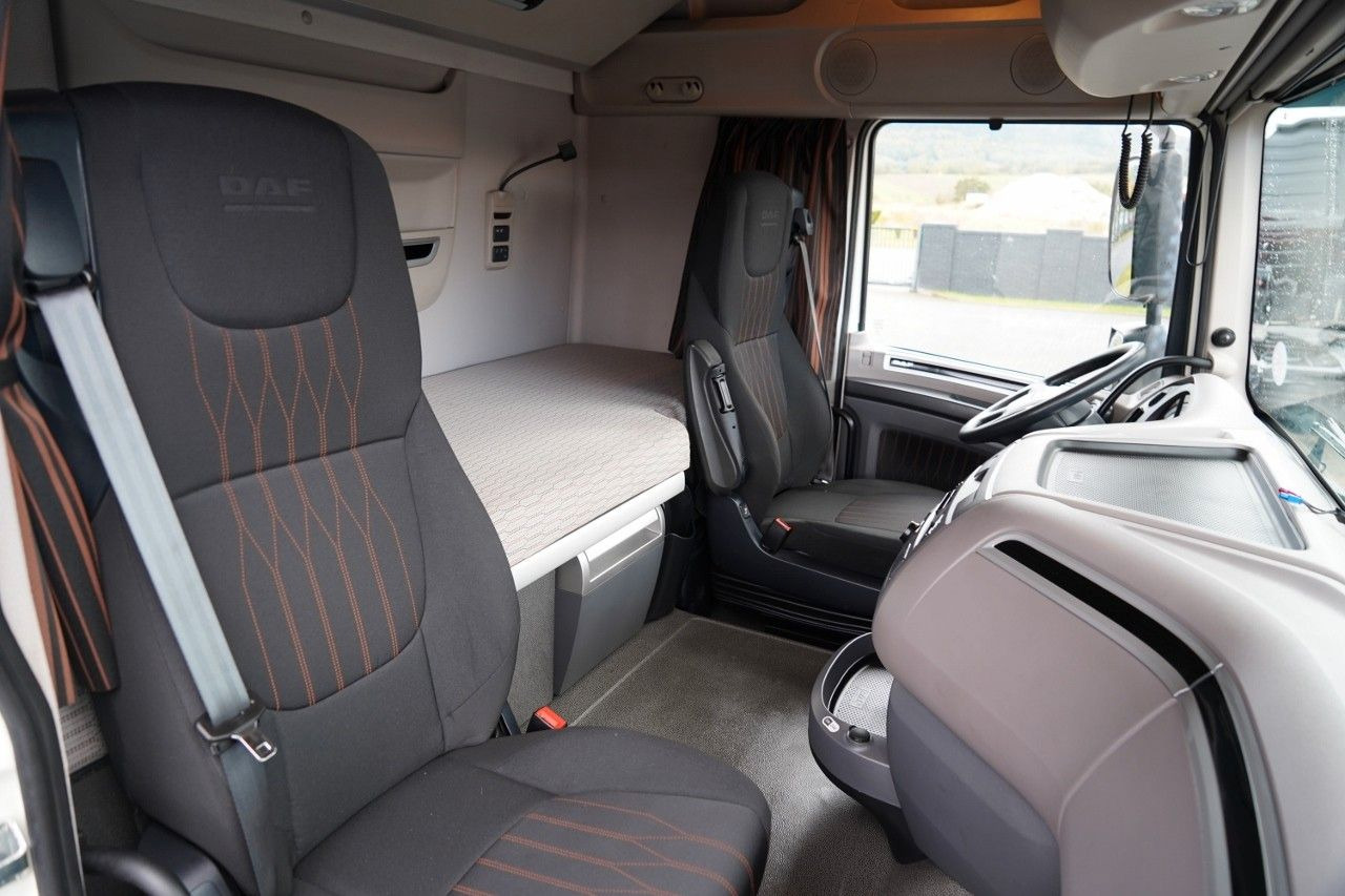 Tegljač DAF XF 480 / SUPER SPACE CAB / 2022 ROK: slika 34 Tegljač DAF XF 480 / SUPER SPACE CAB / 2022 ROK: slika 34