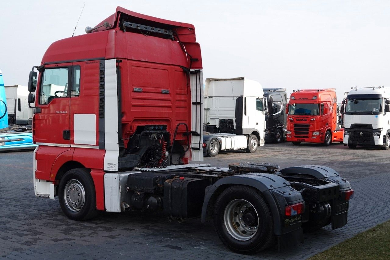 MAN TGA 18.440 / HYDRAULIKA / MANUAL / WAGA: 7000 KG - Tegljač: slika 4 MAN TGA 18.440 / HYDRAULIKA / MANUAL / WAGA: 7000 KG - Tegljač: slika 4