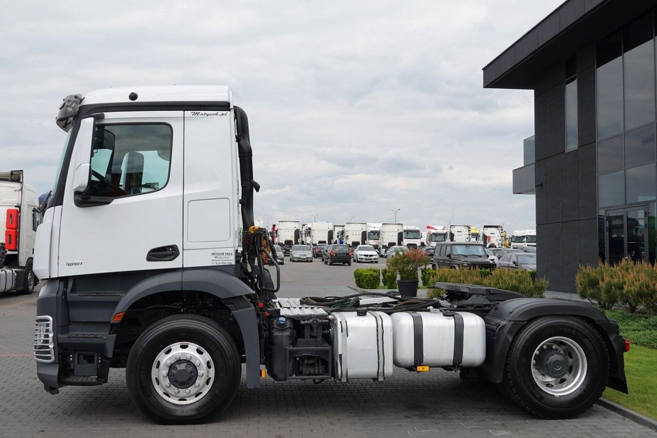 Mercedes-Benz AROCS 1851 / 4X4 / HYDRODRIVE / KOMPRESOR DO WY - Tegljač: slika 3 Mercedes-Benz AROCS 1851 / 4X4 / HYDRODRIVE / KOMPRESOR DO WY - Tegljač: slika 3