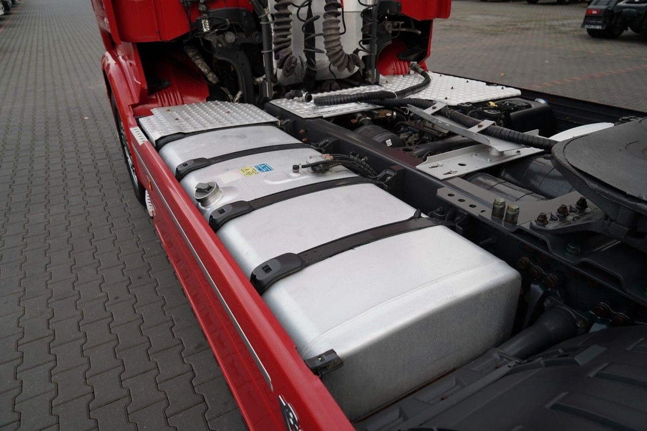 Tegljač Scania R 520 / V8 / HYDRAULIKA / RETARDER / FULL AIRMAT: slika 13 Tegljač Scania R 520 / V8 / HYDRAULIKA / RETARDER / FULL AIRMAT: slika 13