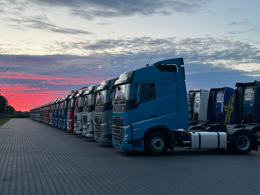 Tegljač Volvo FH 540 / 6x4 / HYDRAULIKA / I -PARK COOL /3 OSIE: slika 20