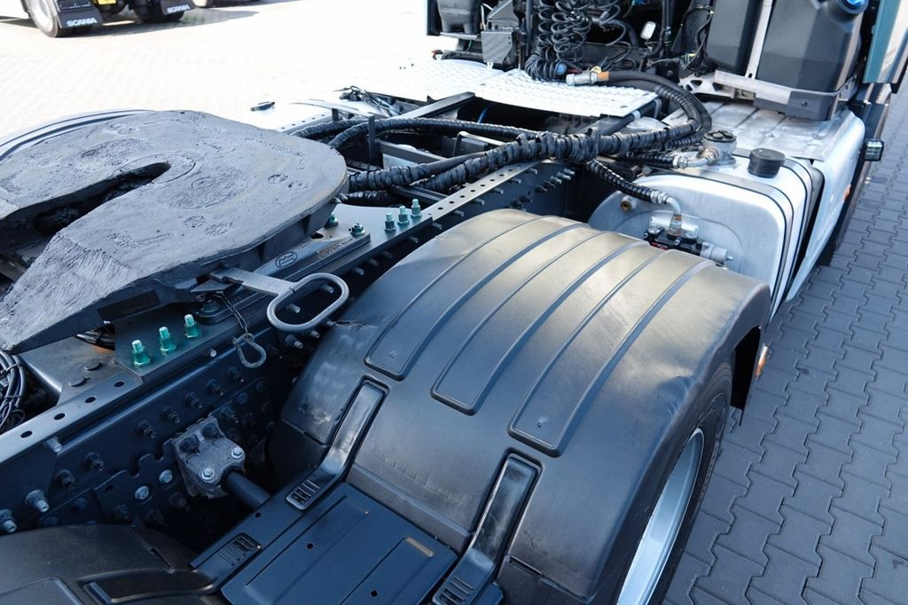 Tegljač Volvo FH 540 / 6x4 / HYDRAULIKA / I -PARK COOL /3 OSIE: slika 10