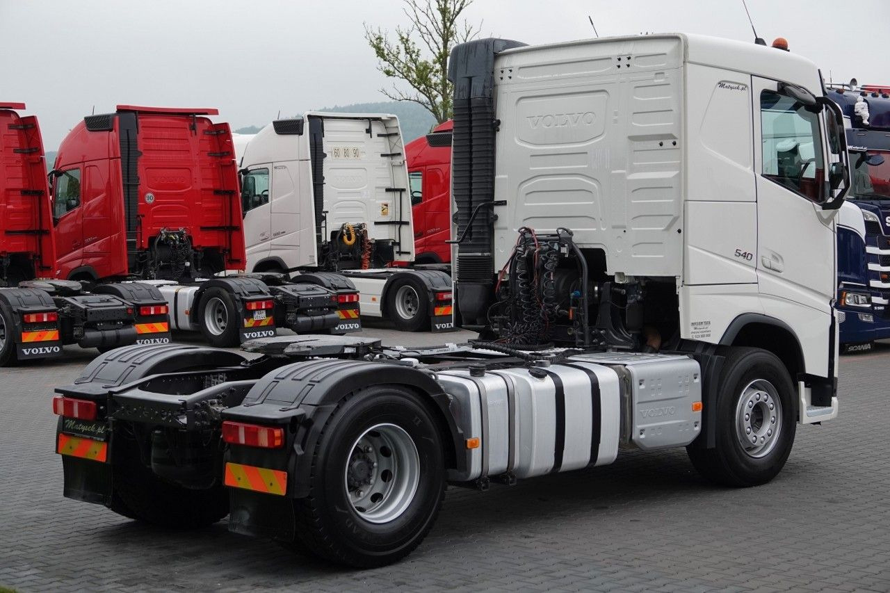 Volvo FH 540 /HYDRAULIKA DWUOBWODOWA / NISKA KABINA - Tegljač: slika 5 Volvo FH 540 /HYDRAULIKA DWUOBWODOWA / NISKA KABINA - Tegljač: slika 5