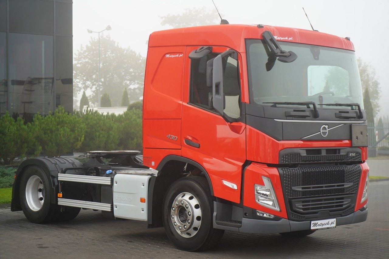 Volvo FM 430 / PEŁNY ADR / WAGA: 6 500 KG / NISKA KABI - Tegljač: slika 2 Volvo FM 430 / PEŁNY ADR / WAGA: 6 500 KG / NISKA KABI - Tegljač: slika 2