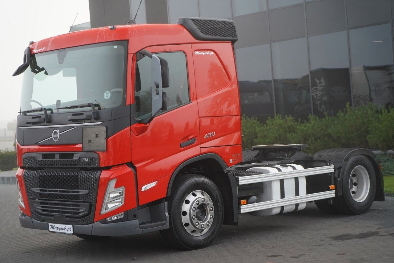 Volvo FM 430 / PEŁNY ADR / WAGA: 6 500 KG / NISKA KABI - Tegljač: slika 3 Volvo FM 430 / PEŁNY ADR / WAGA: 6 500 KG / NISKA KABI - Tegljač: slika 3