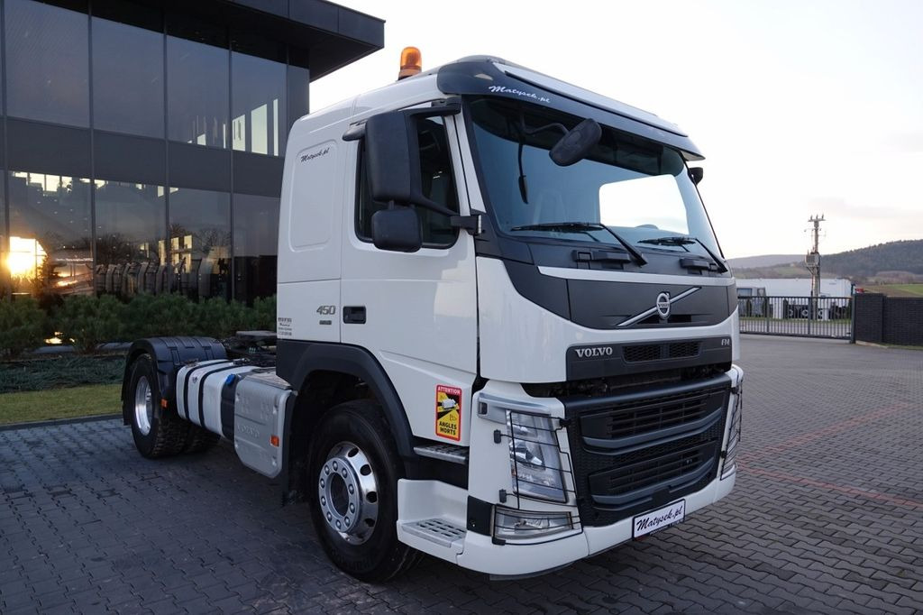 Volvo FM 450 / NISKA KABINA / HYDRAULIKA / WAGA: 6500 - Tegljač: slika 2 Volvo FM 450 / NISKA KABINA / HYDRAULIKA / WAGA: 6500 - Tegljač: slika 2