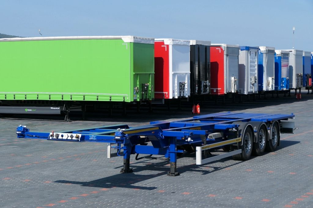 Wielton CHASISS / FOR CONTAINERS / LIFTED AXLE / SAF / - Poluprikolica za prevoz kontejnera/ Poluprikolica sa promenjivim sandukom: slika 1 Wielton CHASISS / FOR CONTAINERS / LIFTED AXLE / SAF / - Poluprikolica za prevoz kontejnera/ Poluprikolica sa promenjivim sandukom: slika 1
