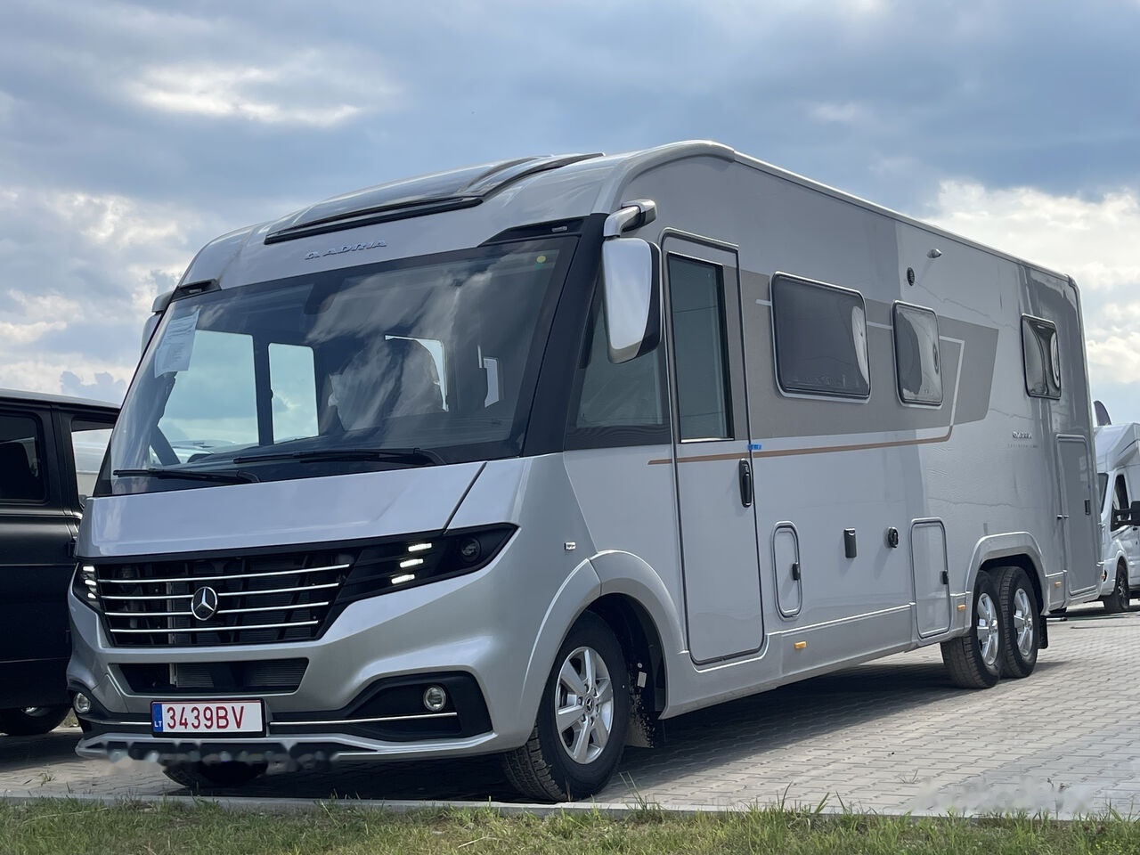 Adria Super Sonic 890LC - Integrisani kamper: slika 2 Adria Super Sonic 890LC - Integrisani kamper: slika 2