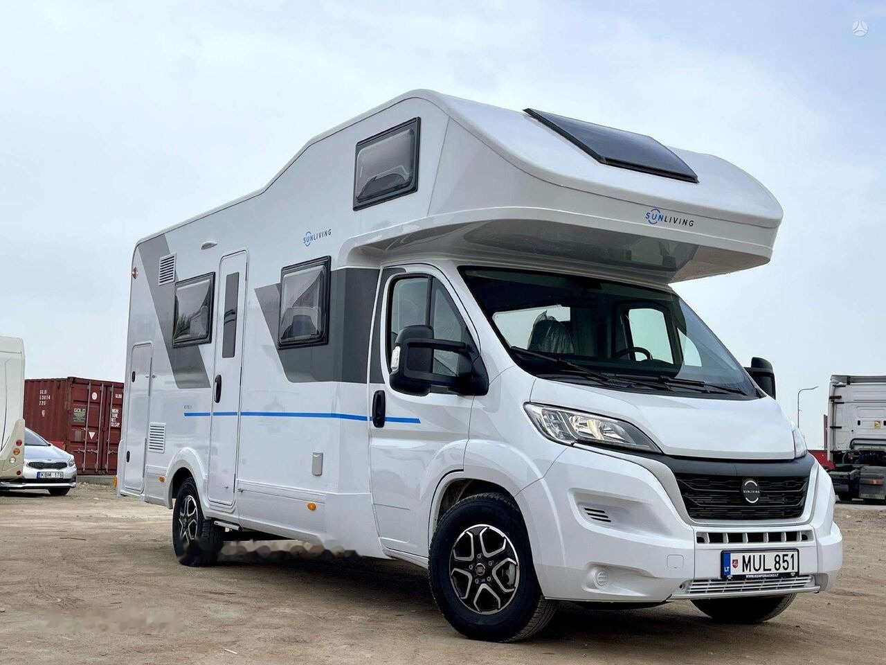 Sun Living A70DK - Kamper: slika 1 Sun Living A70DK - Kamper: slika 1
