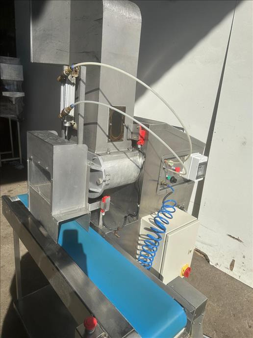 Bruton BIG T Dough Divider - Pekarska oprema: slika 4 Bruton BIG T Dough Divider - Pekarska oprema: slika 4