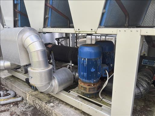 Daikin EWAT700T Chiller - Oprema za prehrambenu industriju: slika 3 Daikin EWAT700T Chiller - Oprema za prehrambenu industriju: slika 3