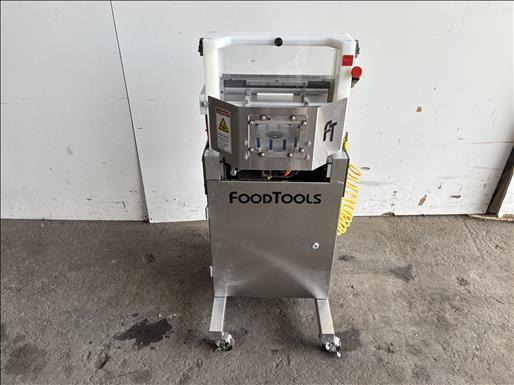 Food Tools CS4AAC Round cake slicer - Pekarska oprema: slika 1 Food Tools CS4AAC Round cake slicer - Pekarska oprema: slika 1