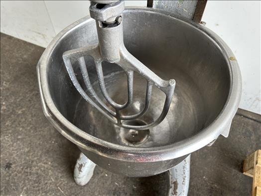 Hobart AE200 Planetary mixer - Oprema za prehrambenu industriju: slika 3 Hobart AE200 Planetary mixer - Oprema za prehrambenu industriju: slika 3