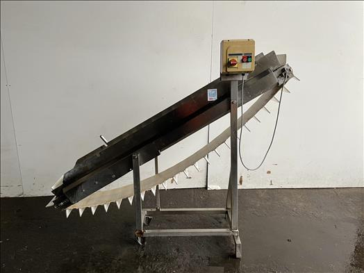 NNP Flighted elevator conveyor - Transporter: slika 1 NNP Flighted elevator conveyor - Transporter: slika 1