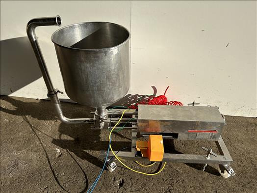 Winyard Midi MKII Depositor - Oprema za prehrambenu industriju: slika 2 Winyard Midi MKII Depositor - Oprema za prehrambenu industriju: slika 2