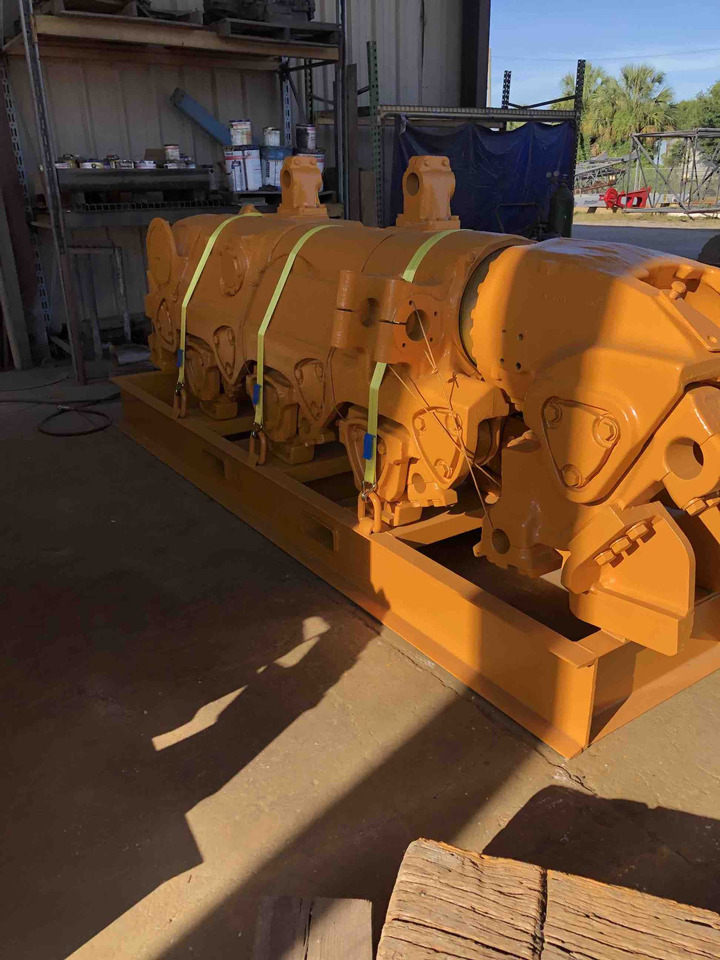 Komatsu D375A-6 - Tegljač za Aerodromska oprema: slika 2 Komatsu D375A-6 - Tegljač za Aerodromska oprema: slika 2