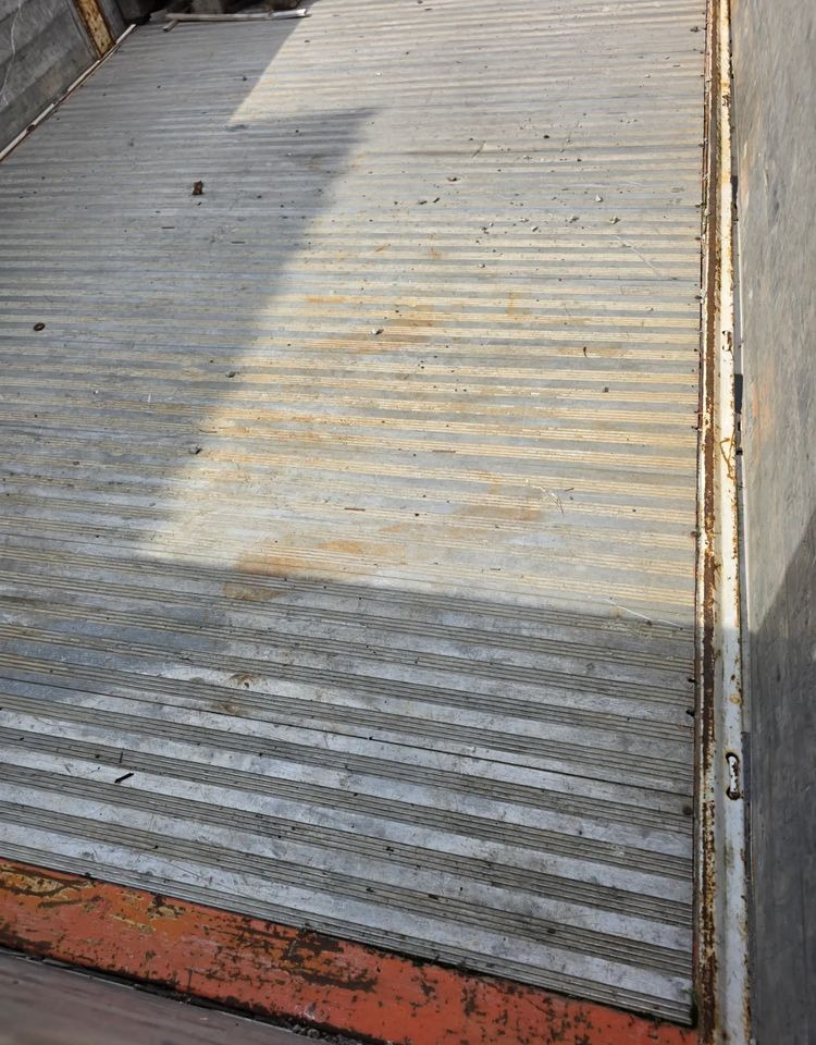 Volvo FM7 - Kamion sa tovarnim sandukom, Kamion sa dizalicom: slika 4 Volvo FM7 - Kamion sa tovarnim sandukom, Kamion sa dizalicom: slika 4