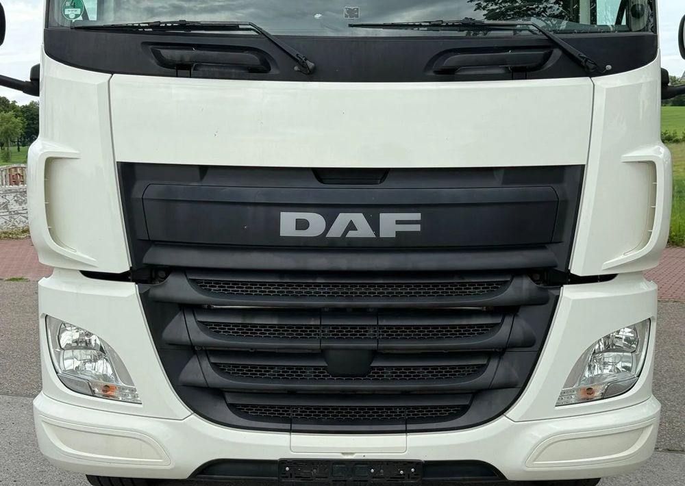 DAF CF 330/10.2017/KONTENER MEBLOWY/IZOTERMA/WINDA/18 PALET/E6/NISKI PRZEBIEG/Z NIEMIEC/JAK NOWY/DUŻY SILNIK/ - Kamion sa zatvorenim sandukom: slika 4 DAF CF 330/10.2017/KONTENER MEBLOWY/IZOTERMA/WINDA/18 PALET/E6/NISKI PRZEBIEG/Z NIEMIEC/JAK NOWY/DUŻY SILNIK/ - Kamion sa zatvorenim sandukom: slika 4