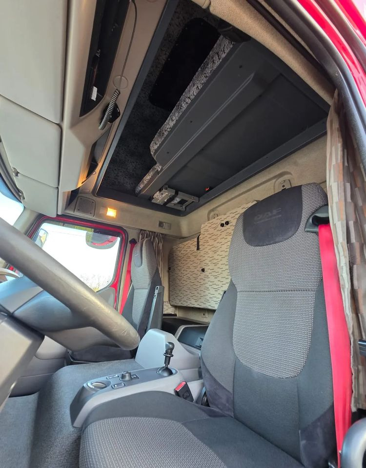 DAF LF 290 / WINDA / 16TON DMC / 3M WYSOKOŚĆ / JUMBO / FIRANKA / SYPIALKA / AUTOMAT / JEDEN WŁAŚCICIE / EURO 6 / 2017/ SPROWADZONY / 19 PALET / DUŻA ŁADOWNOŚĆ / DAF LF 290 / WINDA / 16TON DMC / 3M WYSOKOŚĆ / JUMBO / FIRANKA / SYPIALKA / AUTOMAT / JEDEN WŁAŚCICIE / EURO 6 / 2017/ SPROWADZONY / 19 PALET / DUŻA ŁADOWNOŚĆ /: slika 16 DAF LF 290 / WINDA / 16TON DMC / 3M WYSOKOŚĆ / JUMBO / FIRANKA / SYPIALKA / AUTOMAT / JEDEN WŁAŚCICIE / EURO 6 / 2017/ SPROWADZONY / 19 PALET / DUŻA ŁADOWNOŚĆ / DAF LF 290 / WINDA / 16TON DMC / 3M WYSOKOŚĆ / JUMBO / FIRANKA / SYPIALKA / AUTOMAT / JEDEN WŁAŚCICIE / EURO 6 / 2017/ SPROWADZONY / 19 PALET / DUŻA ŁADOWNOŚĆ /: slika 16