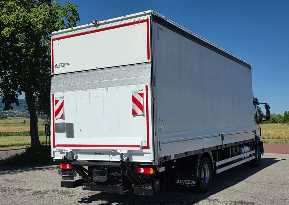 Iveco EUROCARGO 160E320/FIRANKA/WINDA/AUTOMAT/NISKI PRZEBIEG/E6/SPROWADZONY/PIERWSZY WŁAŚCICIEL - Kamion sa ceradom: slika 4 Iveco EUROCARGO 160E320/FIRANKA/WINDA/AUTOMAT/NISKI PRZEBIEG/E6/SPROWADZONY/PIERWSZY WŁAŚCICIEL - Kamion sa ceradom: slika 4