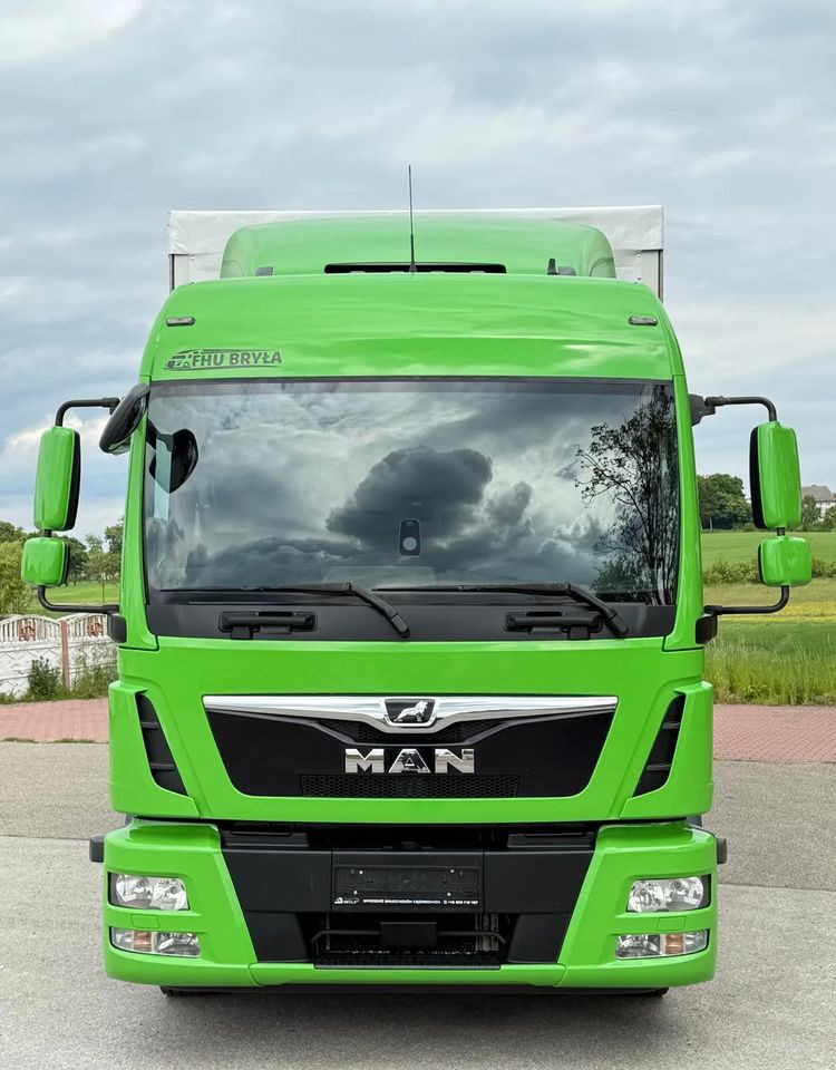 MAN TGL12.250/E6/20PALET/10.2018/SERWISOWANY/NISKI PRZEBIEG/WINDA/FIRANKA//JAK NOWY/SERWISOWANY - Kamion sa ceradom: slika 3 MAN TGL12.250/E6/20PALET/10.2018/SERWISOWANY/NISKI PRZEBIEG/WINDA/FIRANKA//JAK NOWY/SERWISOWANY - Kamion sa ceradom: slika 3