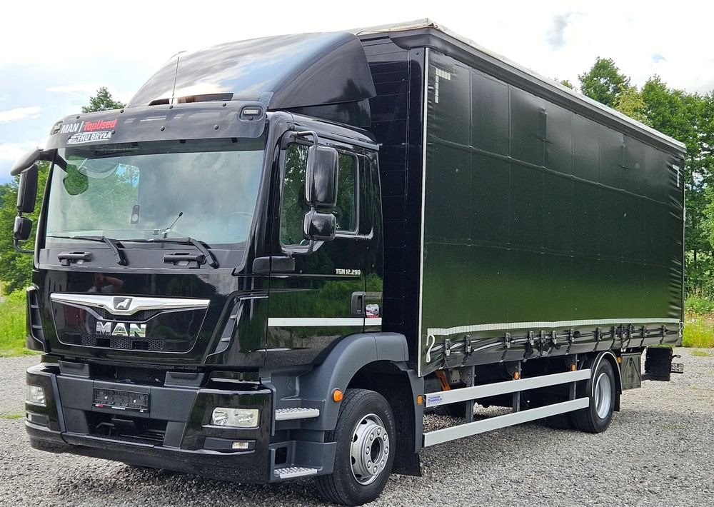 MAN TGM 12.290/15.290/E6/FIRANKA/BOCZNE DRZWI/BURTO-FIRANKA/18PALET/WINDA/NISKI PRZEBIEG/2018/CAŁY NA PODUSZKACH/SERWISOWANY - Kamion sa ceradom: slika 1 MAN TGM 12.290/15.290/E6/FIRANKA/BOCZNE DRZWI/BURTO-FIRANKA/18PALET/WINDA/NISKI PRZEBIEG/2018/CAŁY NA PODUSZKACH/SERWISOWANY - Kamion sa ceradom: slika 1