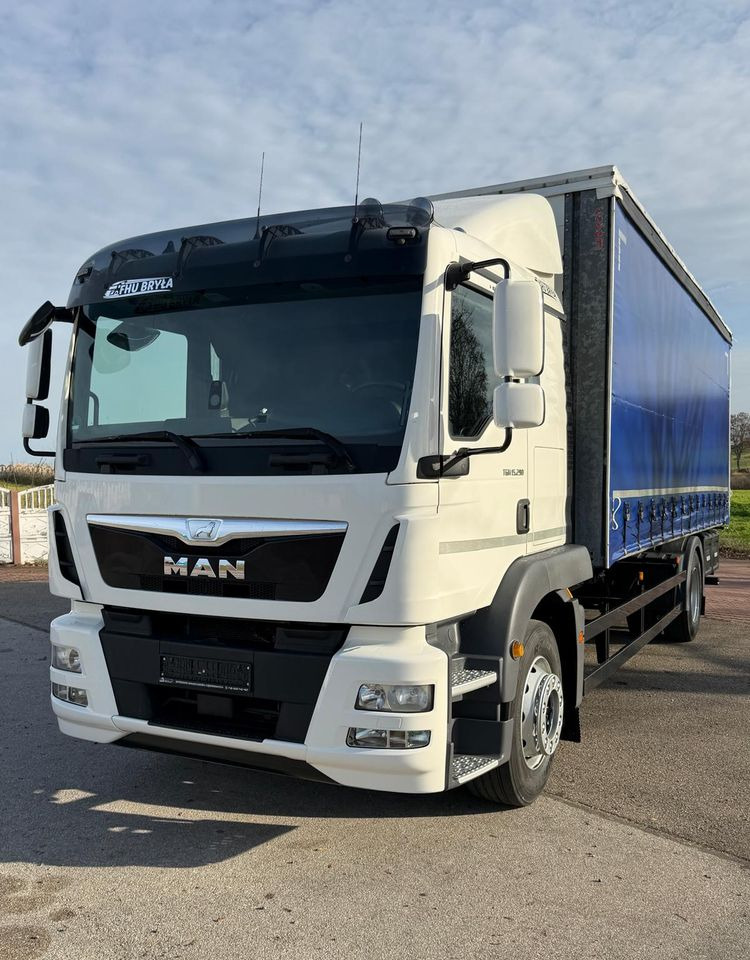 MAN TGM 15.290 / FIRANKA / 2016R / KLIMA POSTOJOWA /SPROWADZONY/ 8T ŁADOWNOŚĆ / 17 PALET / E6 / WINDA / - Kamion sa ceradom: slika 1 MAN TGM 15.290 / FIRANKA / 2016R / KLIMA POSTOJOWA /SPROWADZONY/ 8T ŁADOWNOŚĆ / 17 PALET / E6 / WINDA / - Kamion sa ceradom: slika 1