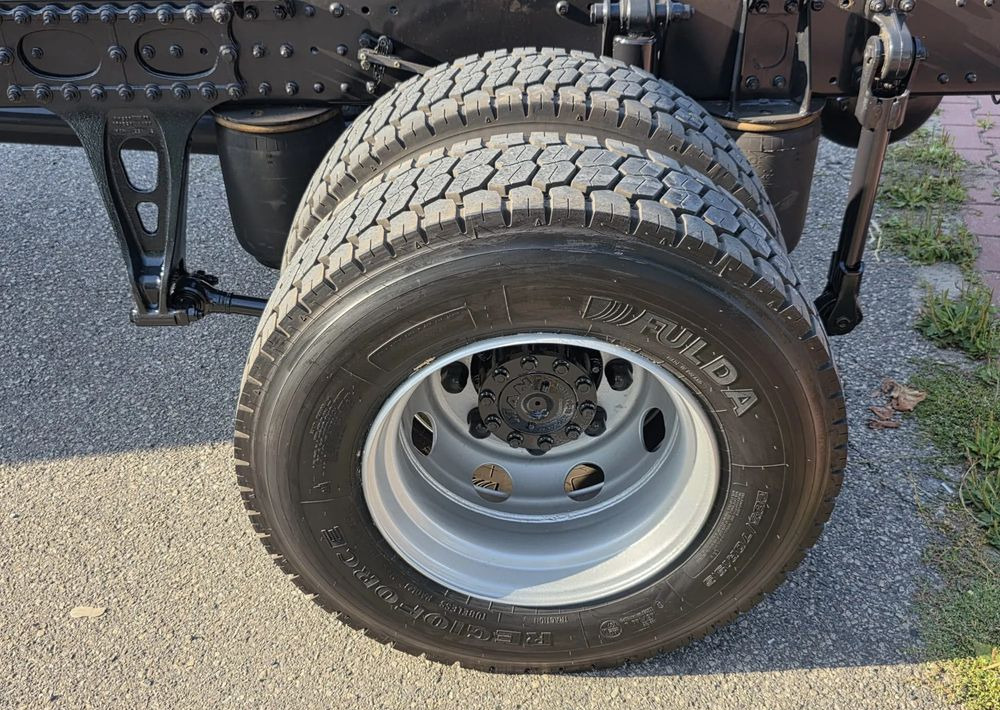 Kamion sa golom šasijom i zatvorenom kabinom MAN TGM 15.290 / RAMA DO ZABUDOWY / AUTOMAT / SPROWADZONY  / E6 / LIFT / ROZSTAW OSI 5.5M / LAWETA / POMOC DROGOWA / STAN BARDZO DOBRY/: slika 15