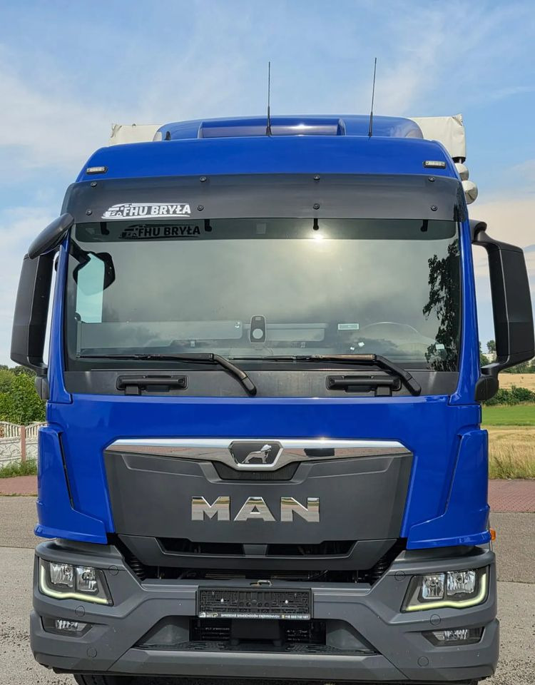 MAN TGM 18.320 / 18.290 / NOWY MODEL / E6 / 20PALET / 9200 ŁADOWNOŚĆ / SERWISOWANY / NISKI PRZEBIEG / WINDA / FIRANKA / SPROWADZONY / 2021 / NISKI PRZEBIEG /PIERWSZY WŁAŚCICIEL/ - Kamion sa ceradom: slika 3 MAN TGM 18.320 / 18.290 / NOWY MODEL / E6 / 20PALET / 9200 ŁADOWNOŚĆ / SERWISOWANY / NISKI PRZEBIEG / WINDA / FIRANKA / SPROWADZONY / 2021 / NISKI PRZEBIEG /PIERWSZY WŁAŚCICIEL/ - Kamion sa ceradom: slika 3