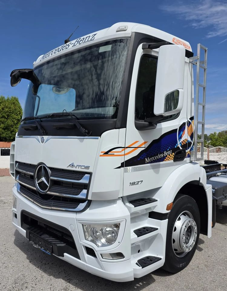 Mercedes-Benz ANTOS 1827 / ATEGO / ACTROS / E6 / ROZSTAW OSI 3.75M / WYWROT / BECZKA / UTRZYMANIE DRÓG / HAKOWIEC / SPROWADZONY / PIERWSZY WŁAŚCICIEL / STAN BDB - Kamion sa golom šasijom i zatvorenom kabinom: slika 5 Mercedes-Benz ANTOS 1827 / ATEGO / ACTROS / E6 / ROZSTAW OSI 3.75M / WYWROT / BECZKA / UTRZYMANIE DRÓG / HAKOWIEC / SPROWADZONY / PIERWSZY WŁAŚCICIEL / STAN BDB - Kamion sa golom šasijom i zatvorenom kabinom: slika 5