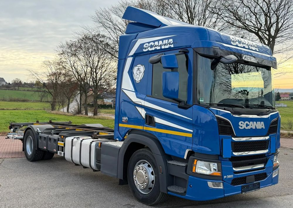 Scania P360 / P410 / BDF / RAMA / FIRANKA / PEŁNA SYPIALKA / WINDA / E6 / CAŁA NA PODUSZKACH / ROZSTAW OSI 5.5M / LAWETA / DO ŻYWCA / DO BYDŁA / DO ZABUDOWY / SPROWADZONA - Kamion sa golom šasijom i zatvorenom kabinom: slika 2 Scania P360 / P410 / BDF / RAMA / FIRANKA / PEŁNA SYPIALKA / WINDA / E6 / CAŁA NA PODUSZKACH / ROZSTAW OSI 5.5M / LAWETA / DO ŻYWCA / DO BYDŁA / DO ZABUDOWY / SPROWADZONA - Kamion sa golom šasijom i zatvorenom kabinom: slika 2