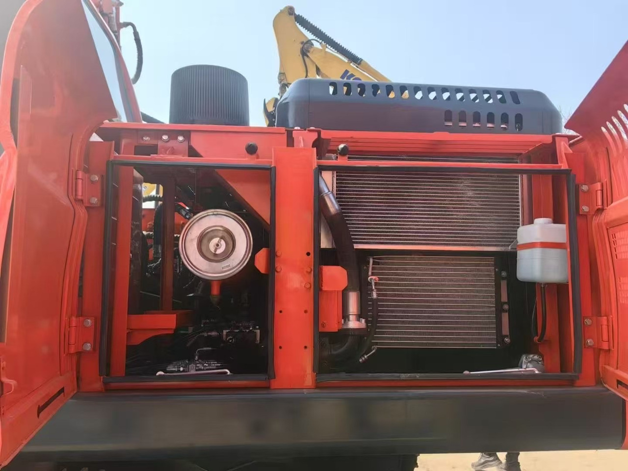 DOOSAN Dx225 - Bager guseničar: slika 5 DOOSAN Dx225 - Bager guseničar: slika 5