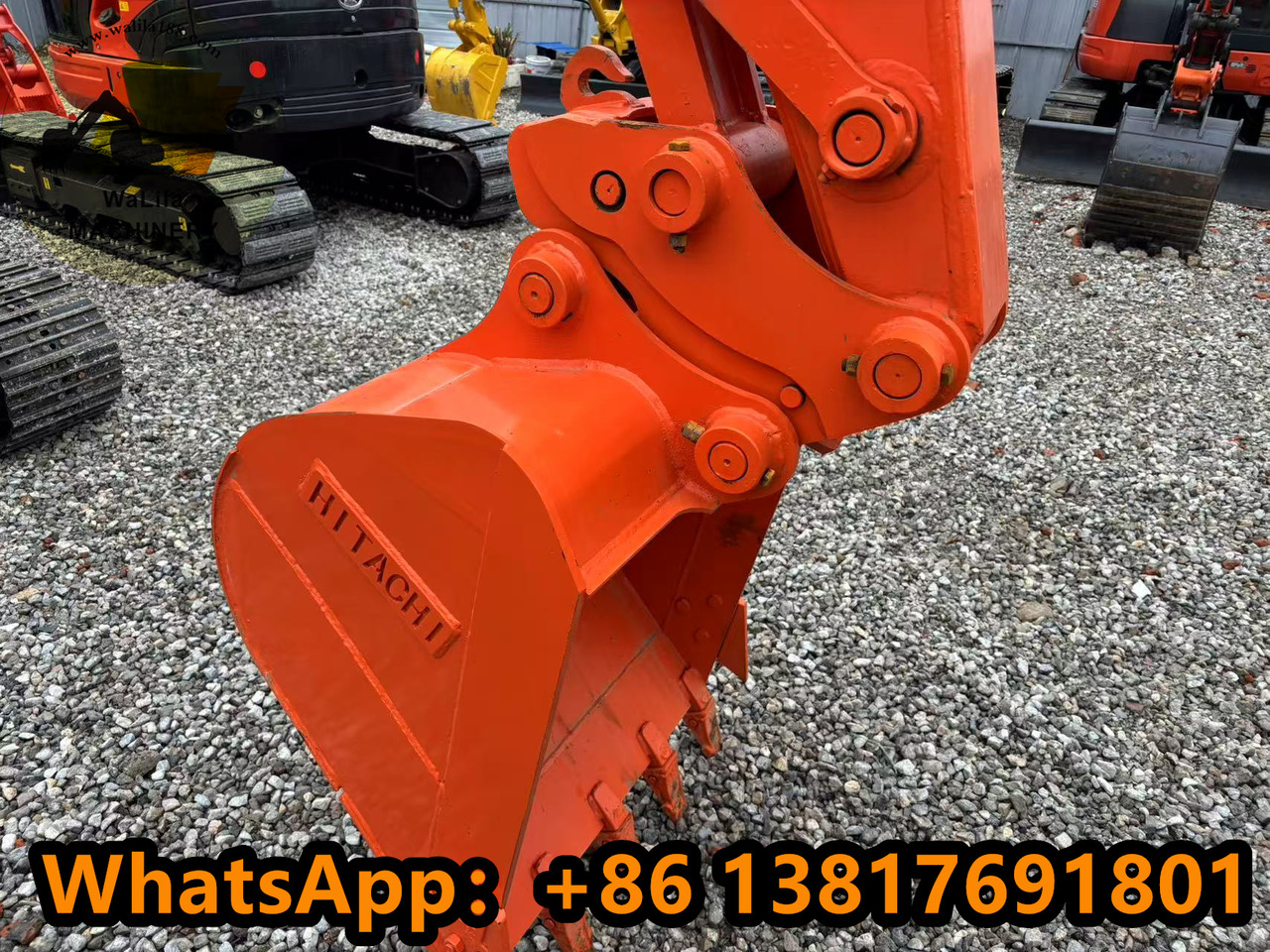 HITACHI Zx70 - Mini bager: slika 2 HITACHI Zx70 - Mini bager: slika 2