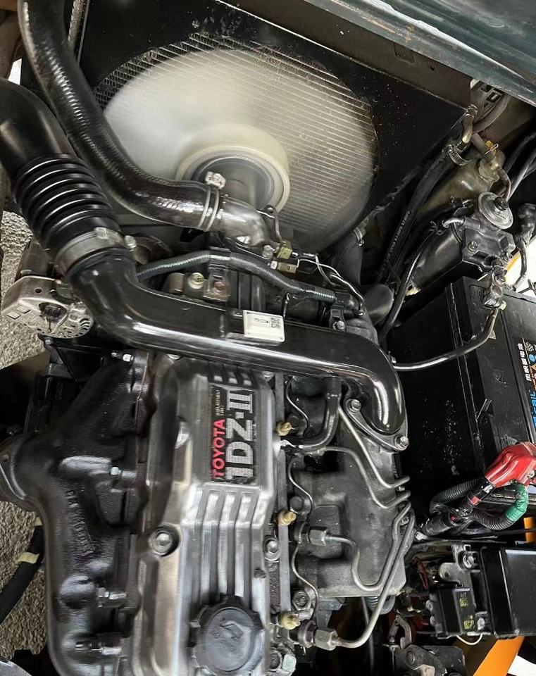 Komatsu 30 30 - Dizel viljuškar: slika 4 Komatsu 30 30 - Dizel viljuškar: slika 4