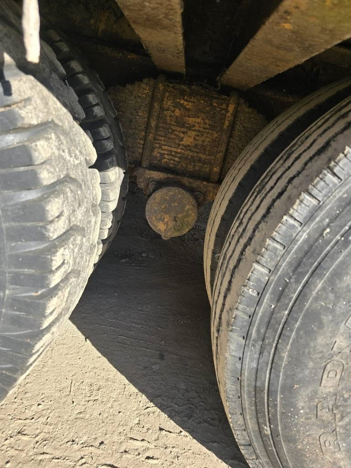 Bertoja 3 - Niska poluprikolica za prevoz: slika 3 Bertoja 3 - Niska poluprikolica za prevoz: slika 3