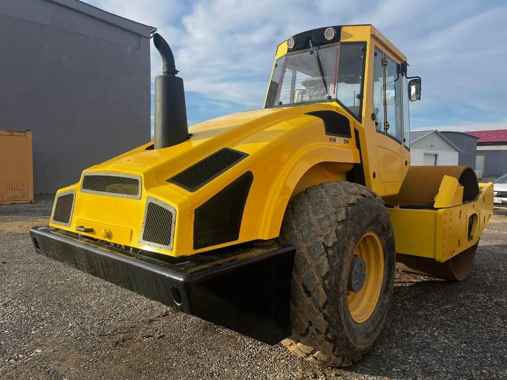 Bomag BW 216 D H-4 - Kompaktor: slika 4 Bomag BW 216 D H-4 - Kompaktor: slika 4