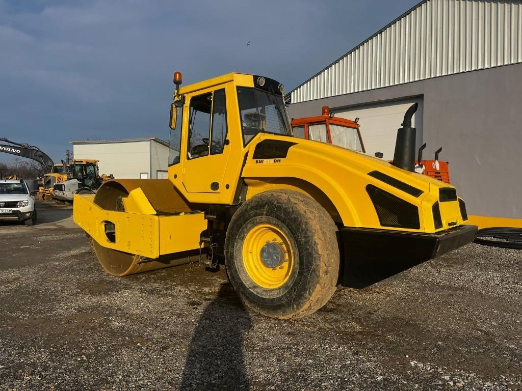 Bomag BW 216 D H-4 - Kompaktor: slika 3 Bomag BW 216 D H-4 - Kompaktor: slika 3
