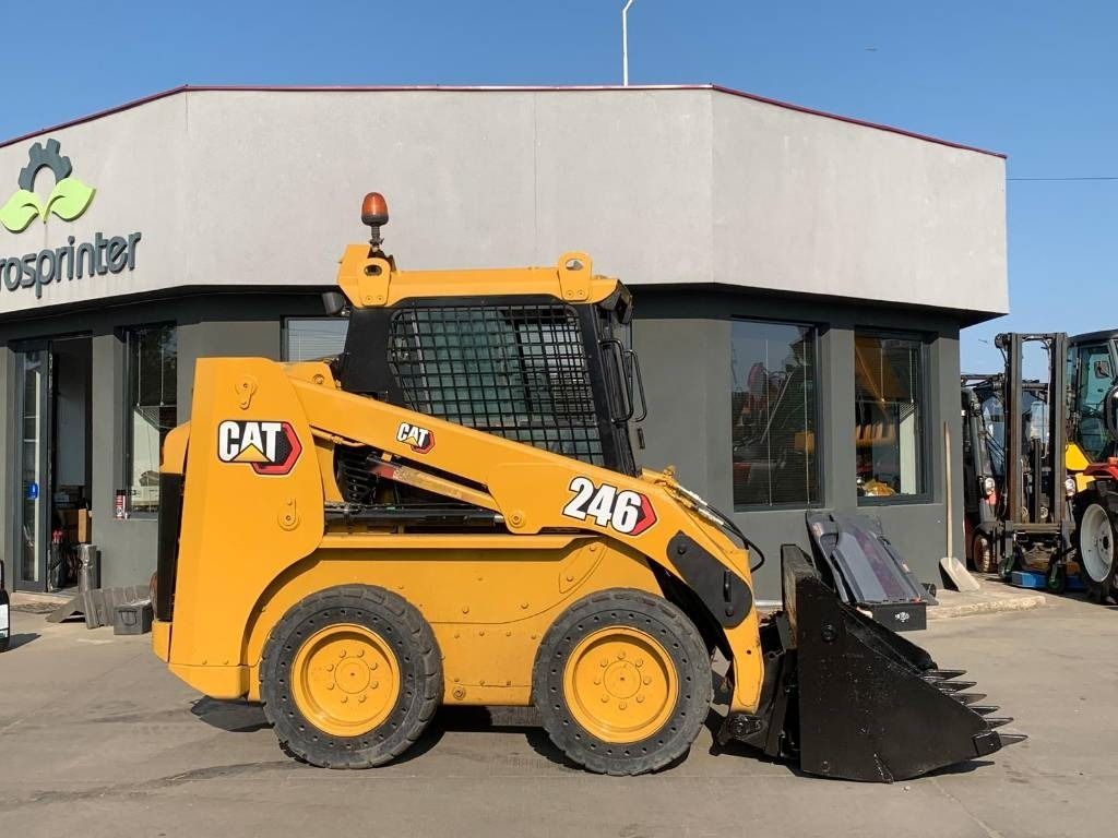 CAT 246 - Mini utovarivač: slika 5 CAT 246 - Mini utovarivač: slika 5