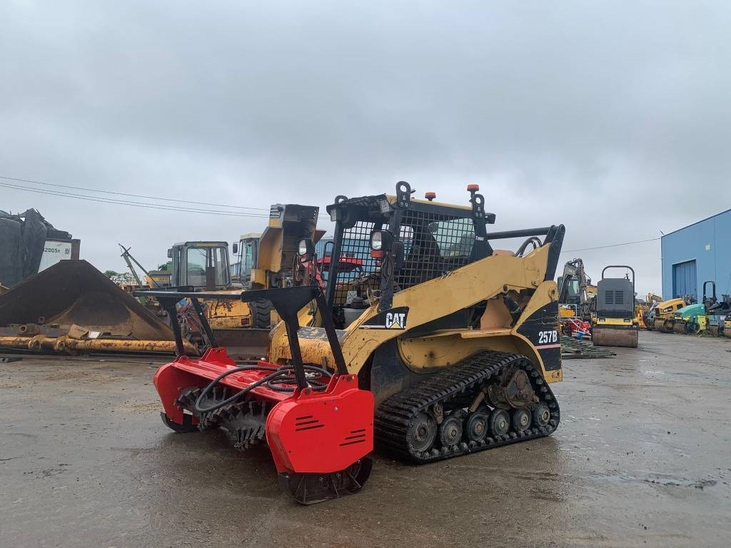 CAT 257 B - Mini utovarivač: slika 2 CAT 257 B - Mini utovarivač: slika 2