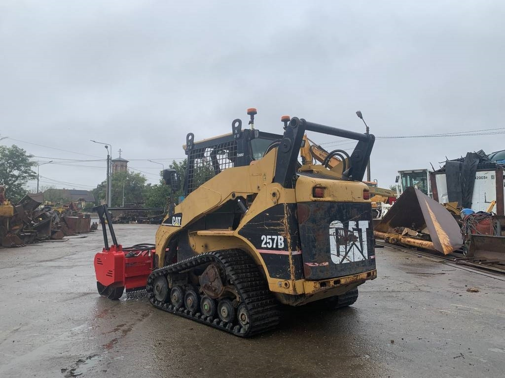CAT 257 B - Mini utovarivač: slika 4 CAT 257 B - Mini utovarivač: slika 4