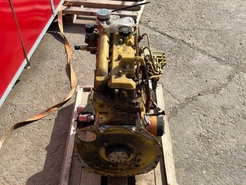 CAT 3024 ENGINE - Motor za Građevinska mašina: slika 2 CAT 3024 ENGINE - Motor za Građevinska mašina: slika 2