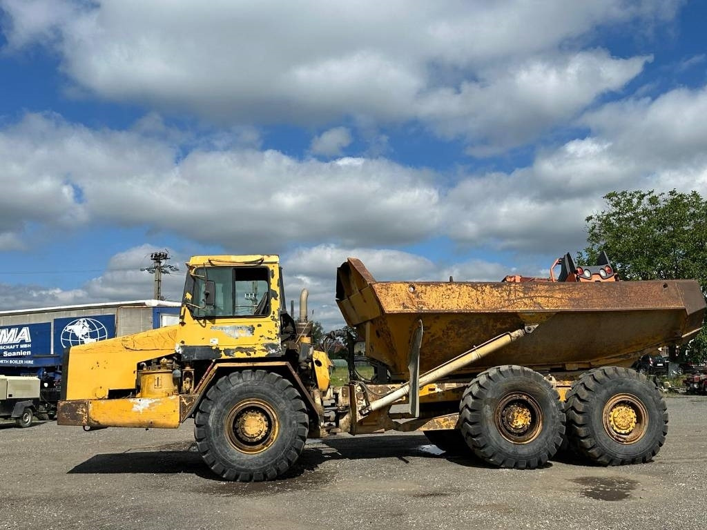 CAT D 300 E - Zglobni kiper: slika 2 CAT D 300 E - Zglobni kiper: slika 2