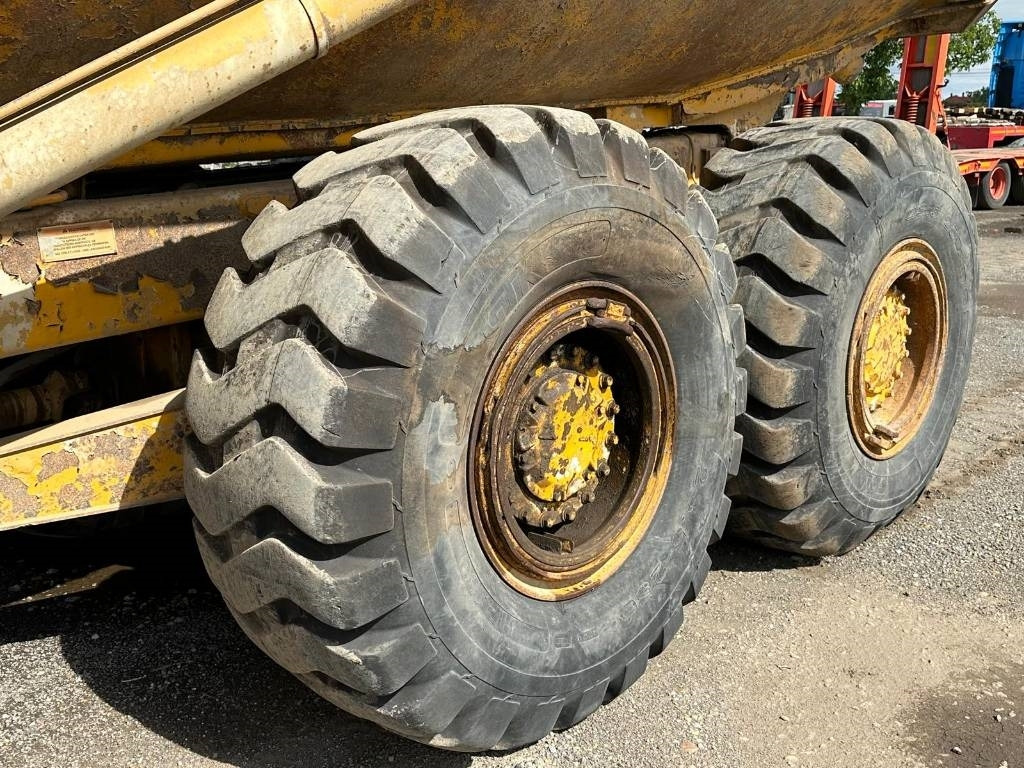 CAT D 300 E - Zglobni kiper: slika 4 CAT D 300 E - Zglobni kiper: slika 4