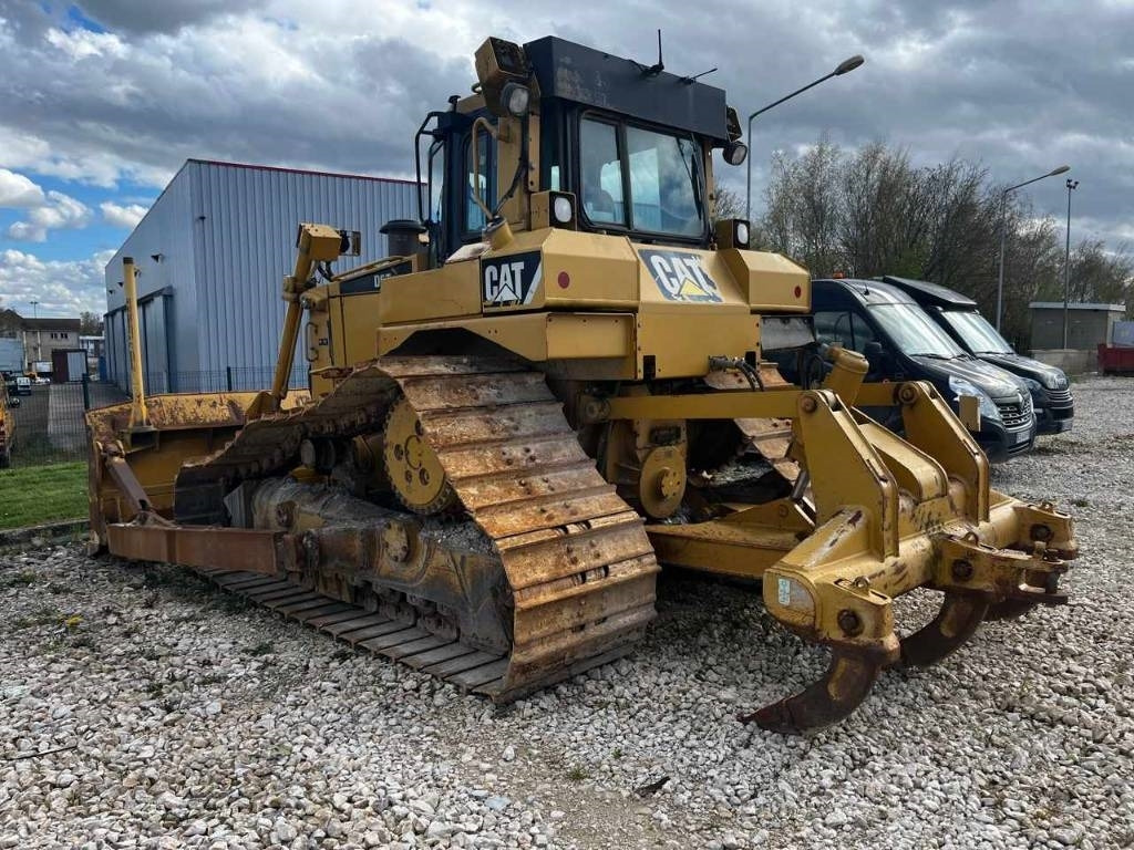 CAT D 6 T LGP - Buldožer: slika 2 CAT D 6 T LGP - Buldožer: slika 2