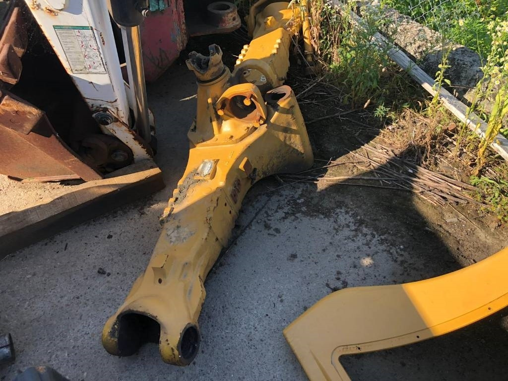 CAT TH 220 B FOR PARTS - Teleskopski upravljač: slika 4 CAT TH 220 B FOR PARTS - Teleskopski upravljač: slika 4