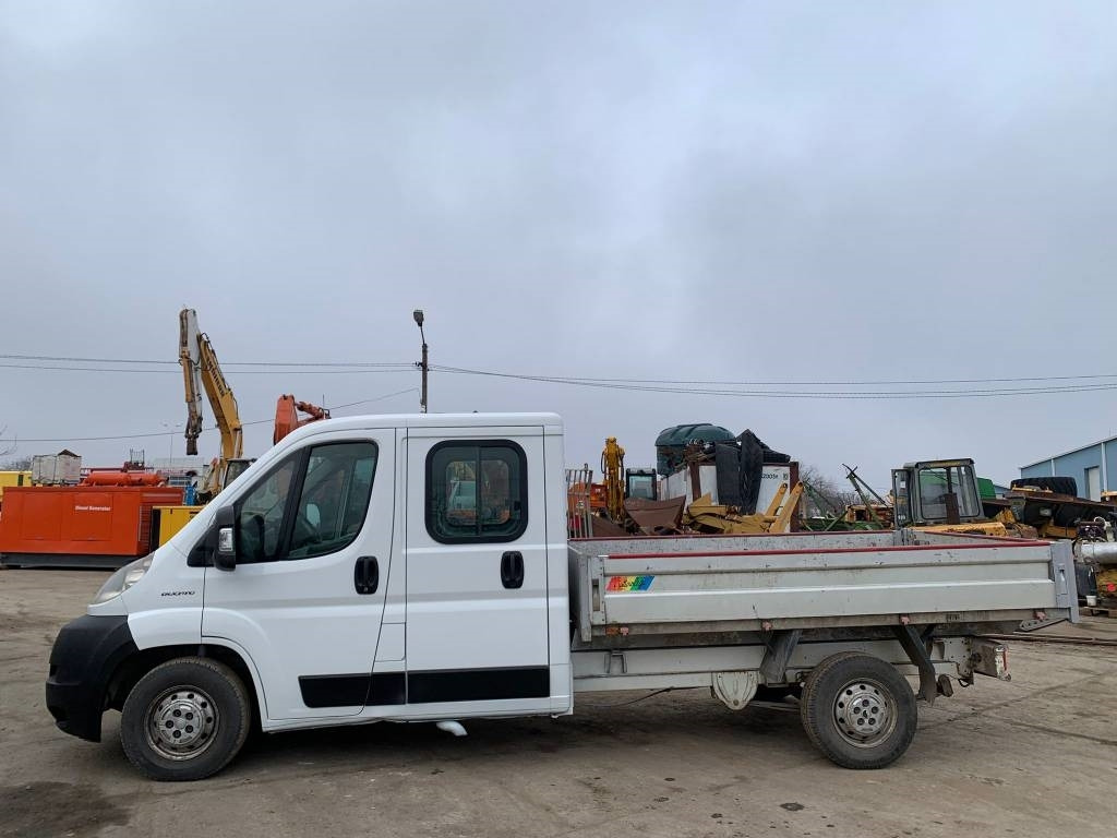 Fiat Ducato - Dostavno vozilo sa otvorenom sandukom: slika 3 Fiat Ducato - Dostavno vozilo sa otvorenom sandukom: slika 3