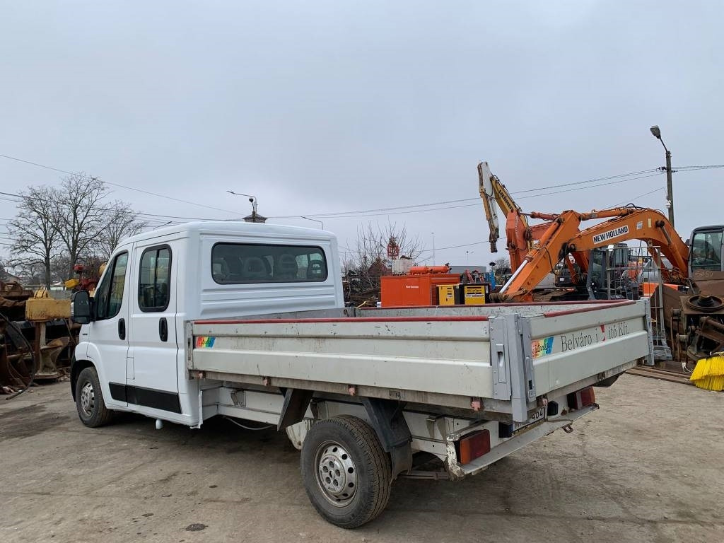 Fiat Ducato - Dostavno vozilo sa otvorenom sandukom: slika 4 Fiat Ducato - Dostavno vozilo sa otvorenom sandukom: slika 4