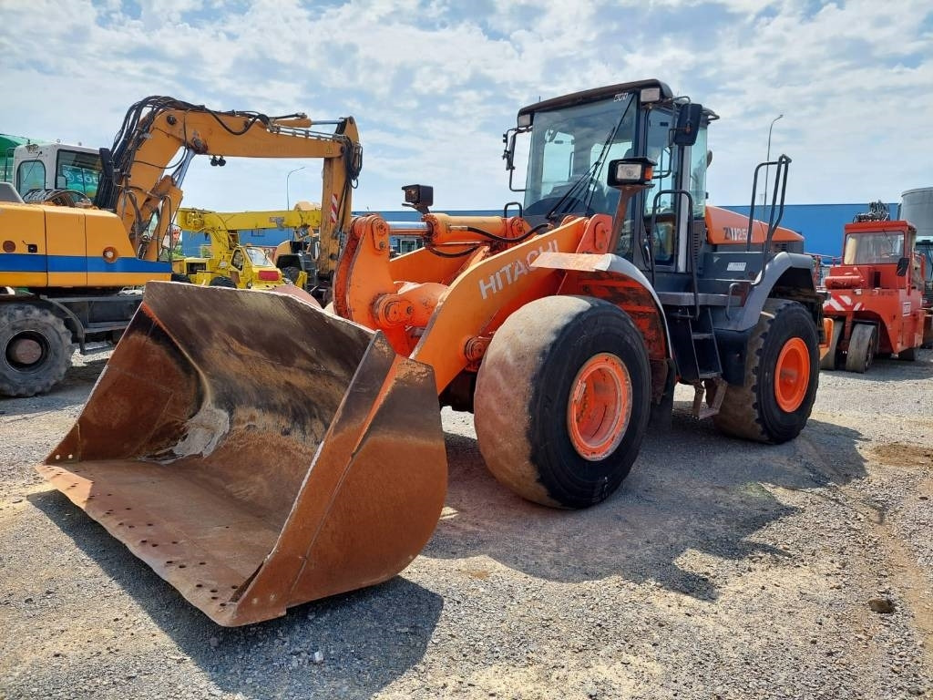 Hitachi ZW250 - Utovarivač točkaš: slika 2 Hitachi ZW250 - Utovarivač točkaš: slika 2