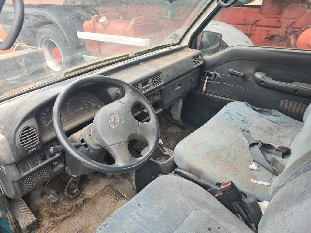 Hyundai H 100 - Kamion sa tovarnim sandukom: slika 5 Hyundai H 100 - Kamion sa tovarnim sandukom: slika 5